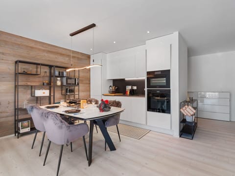 Furniture, Interior Design, Flooring, Floor, Wall, Wood, Chair, Ceiling, Wood Flooring, Light Fixture