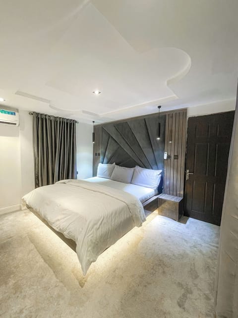 Apartment, 1 Bedroom, Smoking, Balcony | 1 bedroom