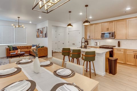 Aurora Vacation Rental | 4BR | 3BA | 8 Steps to Enter | 2,069 Sq Ft