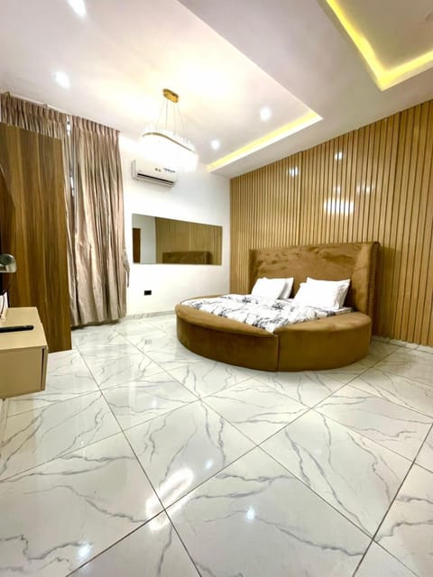 Comfort Apartment, Balcony | Iron/ironing board, free WiFi