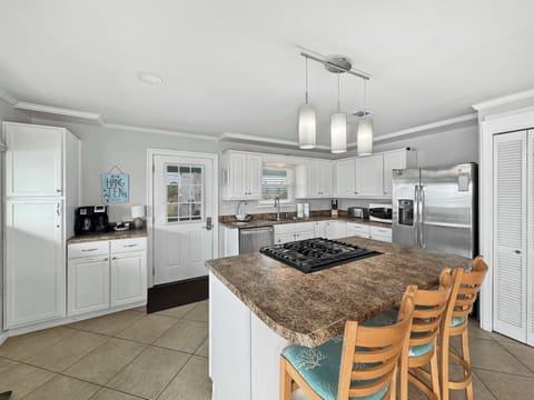 Everything you need to cook and connect in one open kitchen!