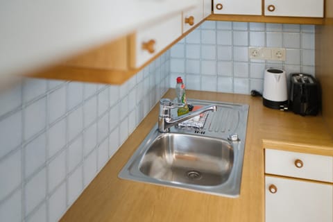 Apartment | Private kitchen | Stovetop