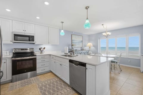 Condo, Multiple Beds, Patio, Ocean View (Errol By The Sea 126) | Private kitchen