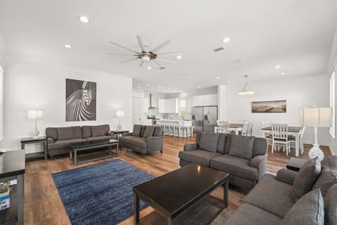 Living Area On 1st Floor