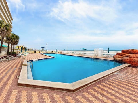 Welcome to Harbour Beach Resort 605