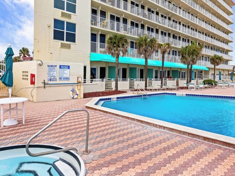 Welcome to Harbour Beach Resort 503