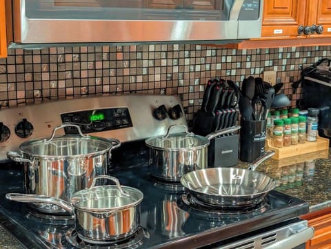 Stainless pots. Sharp knives. Seasonings galore. Everything you need for your stay-in dinner nights!