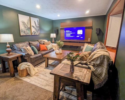 From movie marathons to morning coffee chats, this is your go-to hangout zone. ️