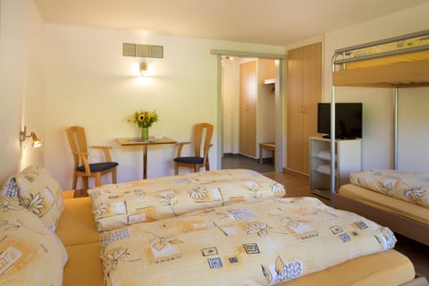 Quadruple Room | WiFi