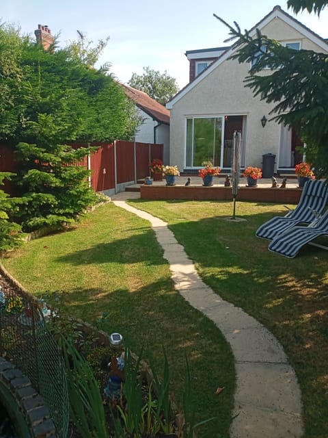 Another view of the lovely garden