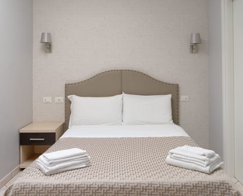 Classic Single Room | Desk, iron/ironing board, free WiFi, wheelchair access