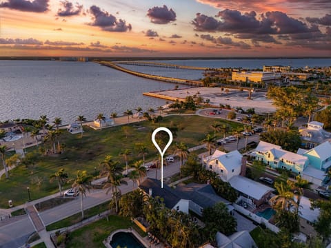 Located in the Heart of Gilchrist Park on Charlotte Harbor
Sunsets are unbelievable and very walkable community