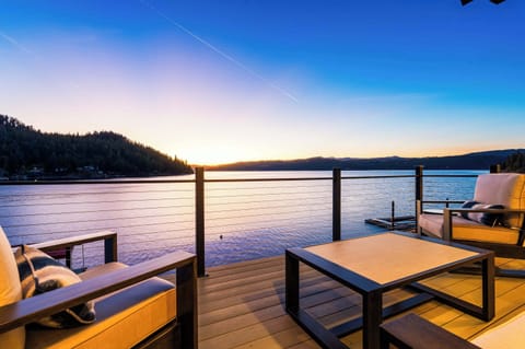 Watch the day fade over Lake Coeur d’Alene. Where every evening feels like a private postcard.