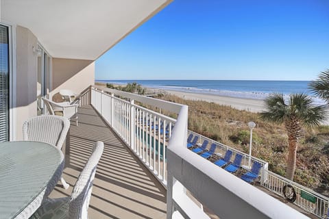 Oceanfront Balcony with breath taking views