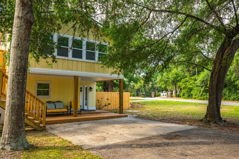 Covered Front Porch