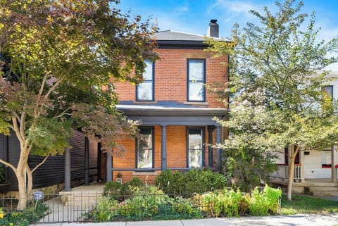 Built in 1900, this stately house fits right in to the historic Italian Village area. Just a couple blocks from the Short North 