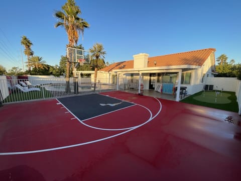 Sport court