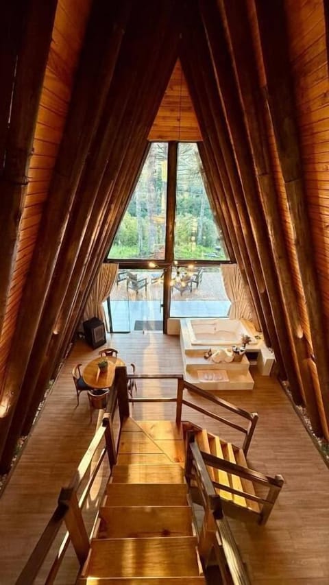Deluxe Chalet, Mountain View | Interior