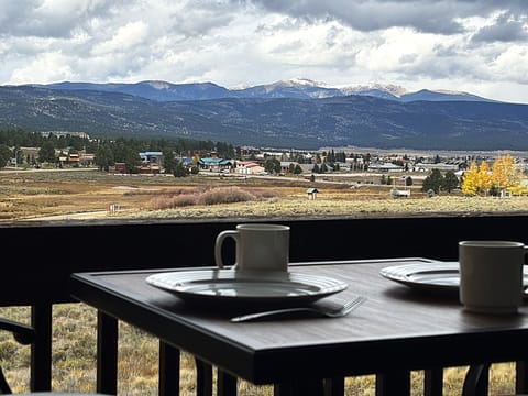 Enjoy AMAZING VIEWS from the balcony, including NM’s highest mtn, Wheeler Peak.