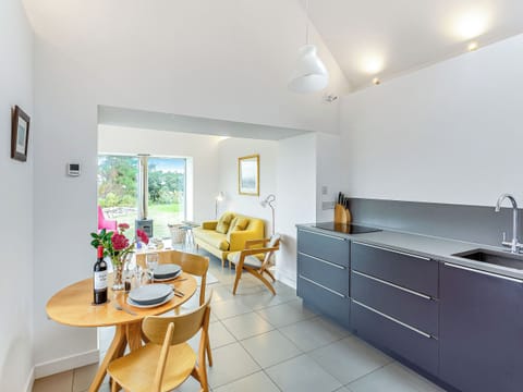 Kitchen/diner | Taigh Glas, Gairloch