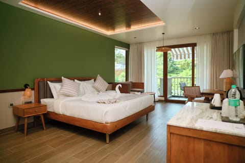 Premium Room, Balcony | In-room safe, soundproofing, iron/ironing board, WiFi (free)