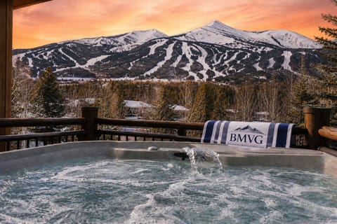 Your day starts on the mountain and ends right here. We skied that.