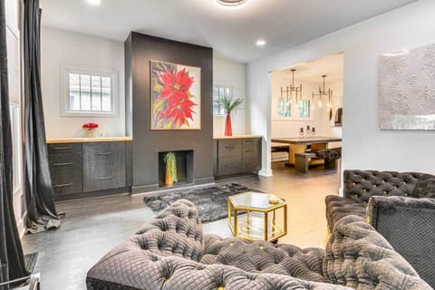 Unwind in comfort with your favorite book, music, or wine in our inviting living room space.