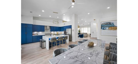 Large 10 seats dining table, ideal for large parties