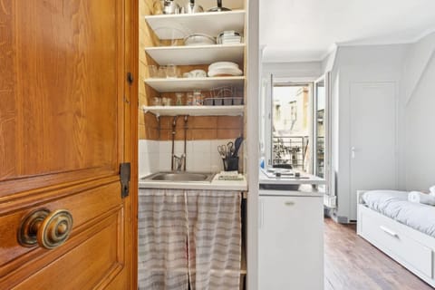 Studio | Private kitchenette