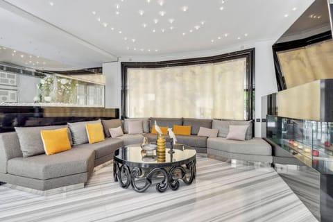 House | Living area