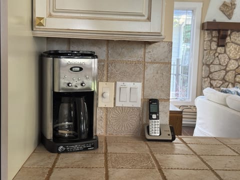 Start your morning with a freshly brewed pot of cofee