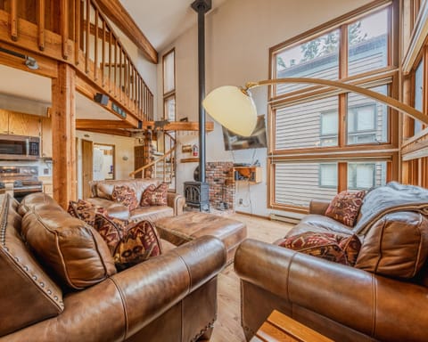 Townhome, Multiple Beds, Patio, Mountain View (Sans Souci 1) | Living area