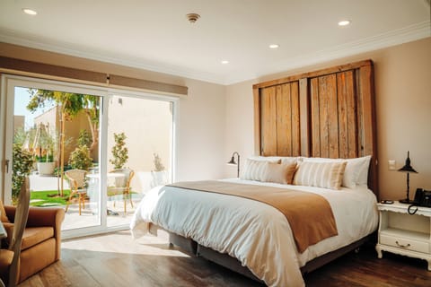 Superior Double Room, 4 Bedrooms, Patio, Garden View | In-room safe, desk, free WiFi, bed sheets