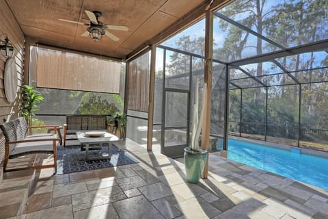 House, Courtyard View | Garden view