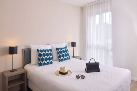 Apartment, 1 Bedroom | Cribs (free), WiFi (free), bed sheets