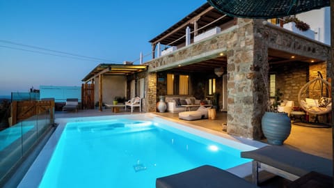 Shared pool - Veranda
