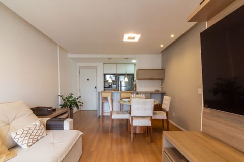 Apartment, Smoking | 3 bedrooms