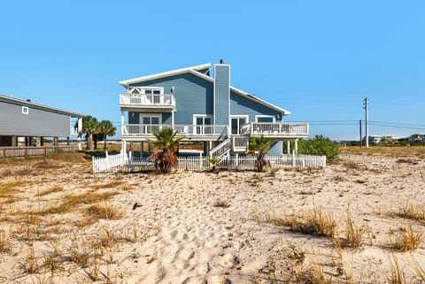 Welcome to Pelican Landing!