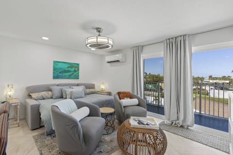 Mariner's Cove 308