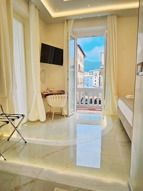 Luxury Double Room, Balcony, City View | Down comforters, memory foam beds, soundproofing, free WiFi