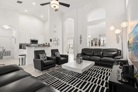 4083OakTreeDrive(2)