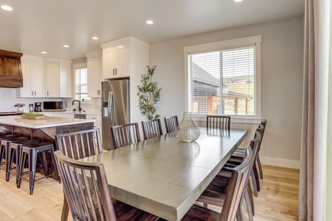 Dining Area | 1st Floor