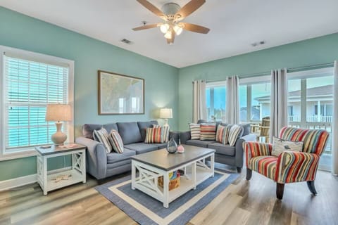 Apartment, Partial Ocean View | Living area | 55-inch Smart TV with digital channels, Netflix, Hulu