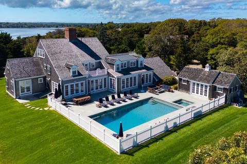 Expansive estate with main house and guest house