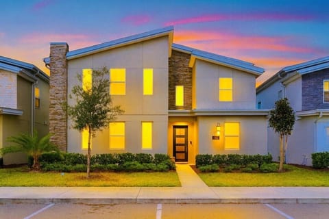 2867_EXTERNALFRONT_1