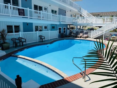 Pool open until 9PM