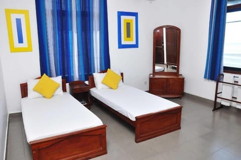 Standard Double or Twin Room, Partial Sea View | Iron/ironing board, free WiFi