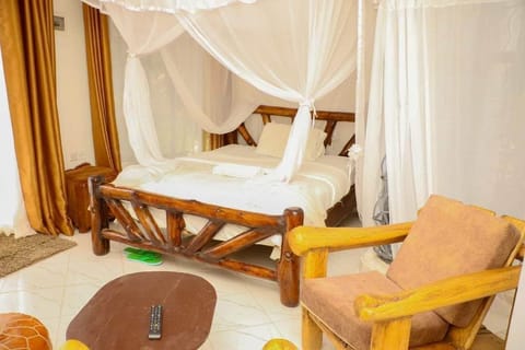 Standard Single Room | Free WiFi, bed sheets