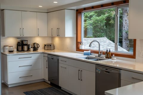 Large updated kitchen