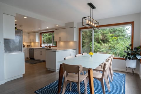 Open concept dining room